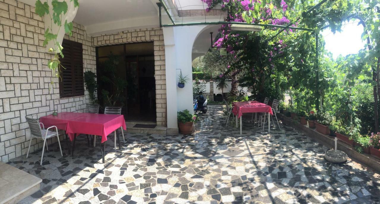 Apartments Matusan Palit Екстериор снимка