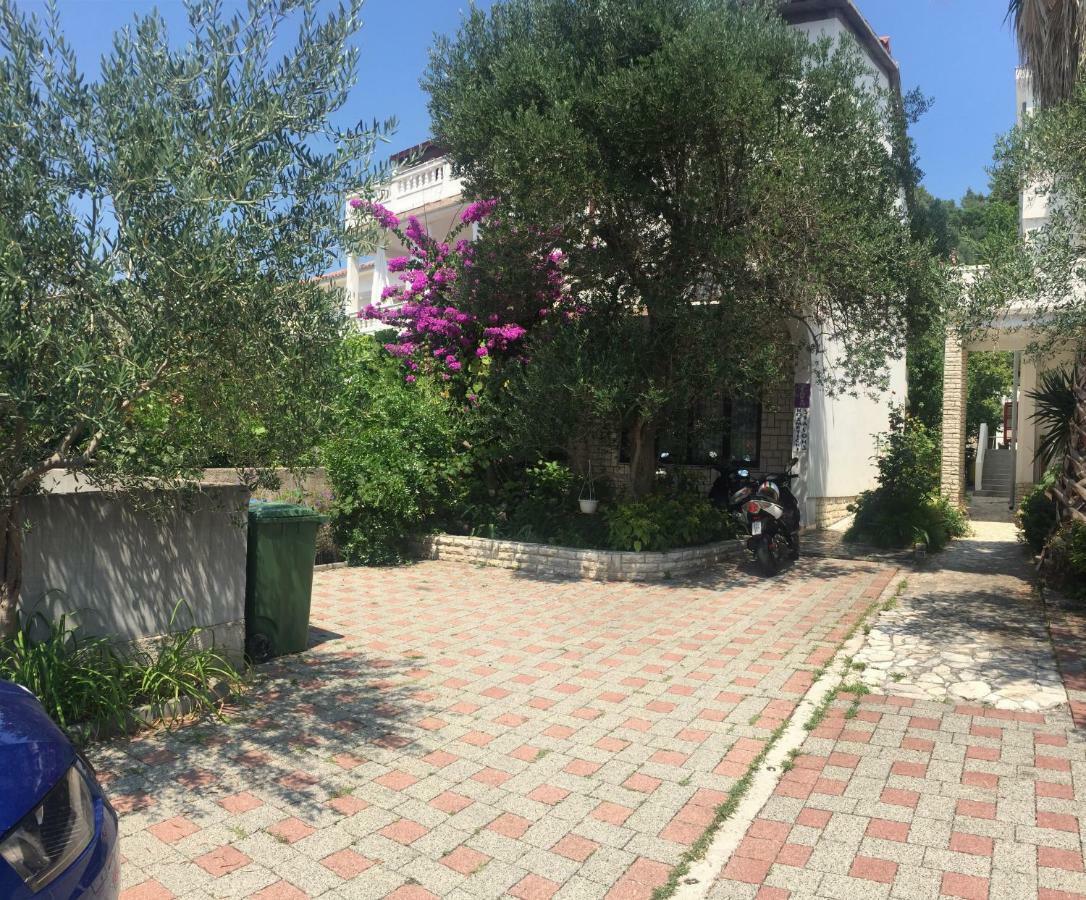 Apartments Matusan Palit Екстериор снимка